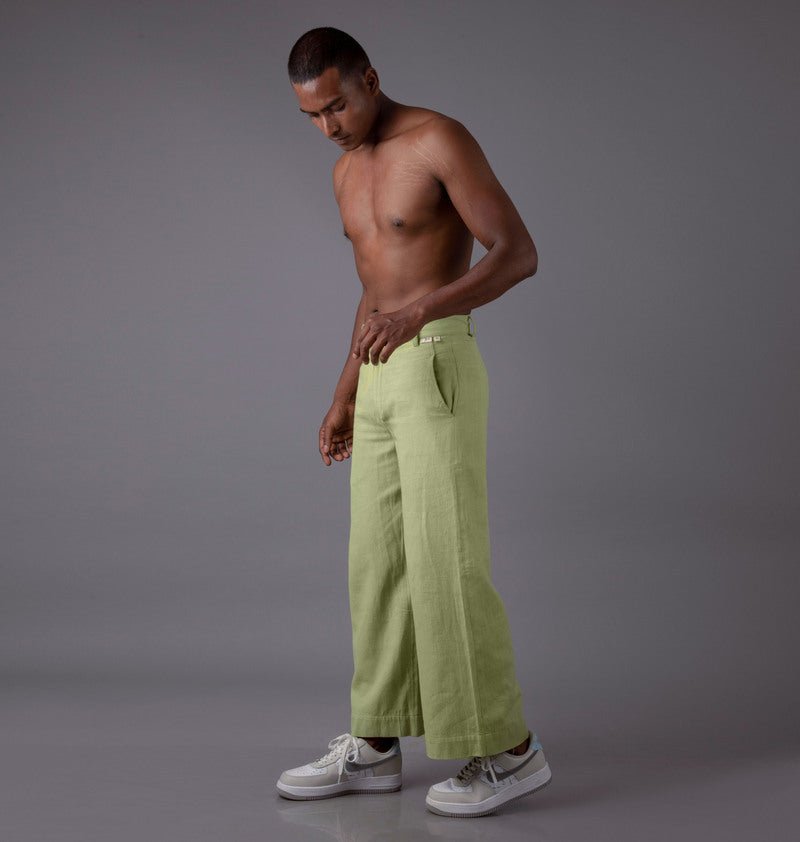 Lemaire Wide Leg Pants - Dark Brown #mens #wide #leg #trousers  #menswidelegtrousers These… | Mens wide leg trousers, High waisted pants  outfit, Pleated pants outfit